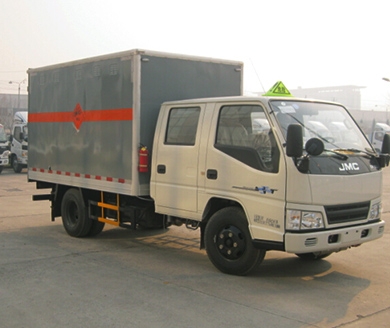 江鈴雙排爆破器材運(yùn)輸車(chē)